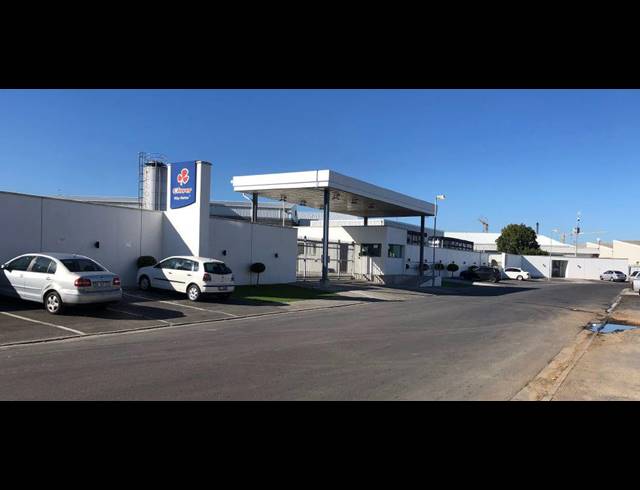 9,632M² WAREHOUSE FOR SALE IN PAROW INDUSTRIAL